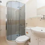 Privatunterkunft Krab 2 *
